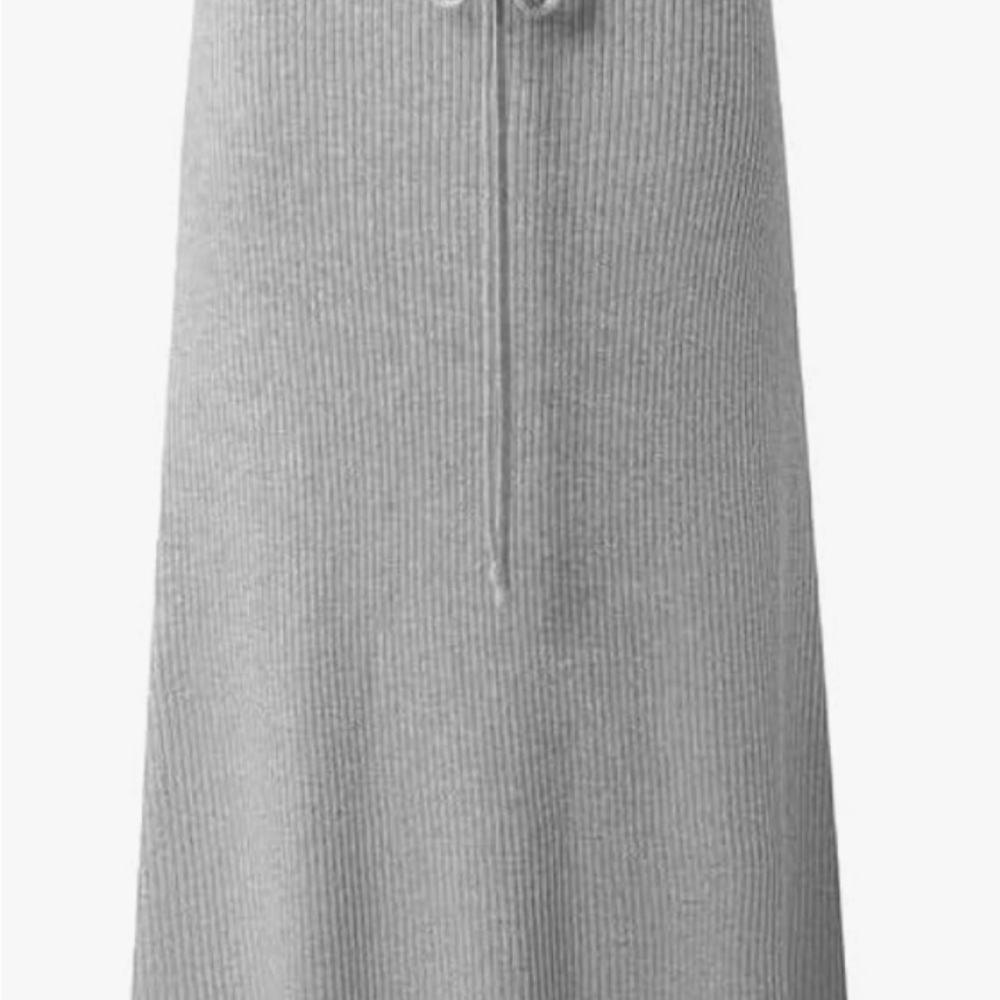 Gray Ribbed Knit Skirt